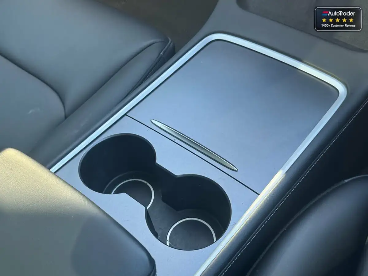 2021-tesla-model-3-e-long-range-awd-big-29