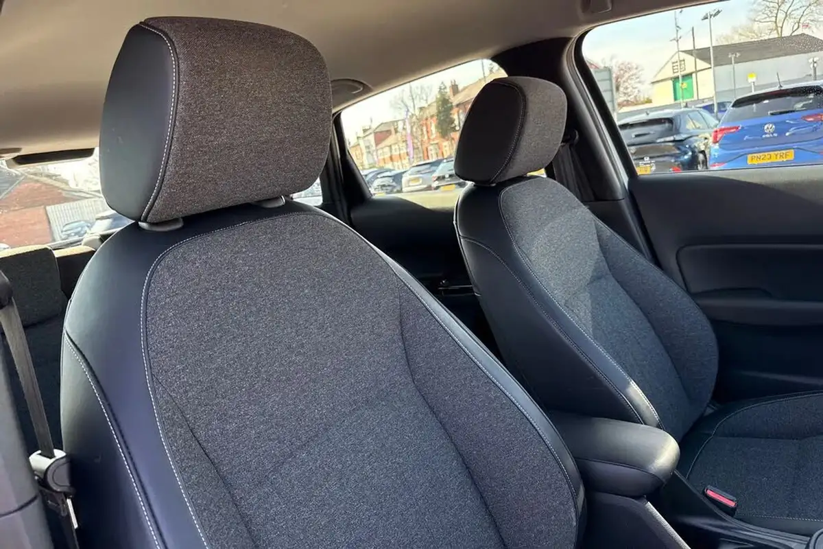 2023-honda-jazz-15-i-mmd-sr-big-21