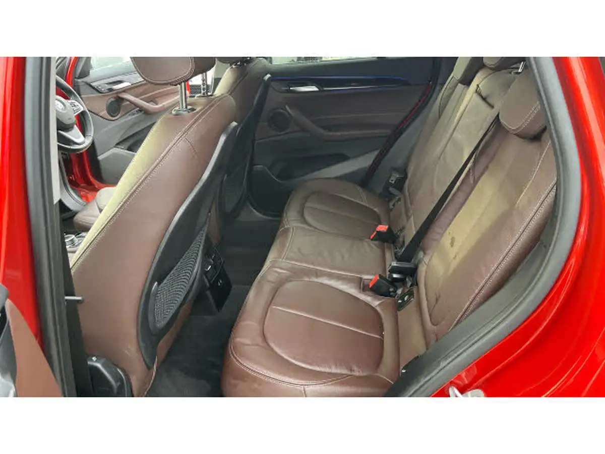 2021-bmw-x1-20-xdrive20i-xline-big-15