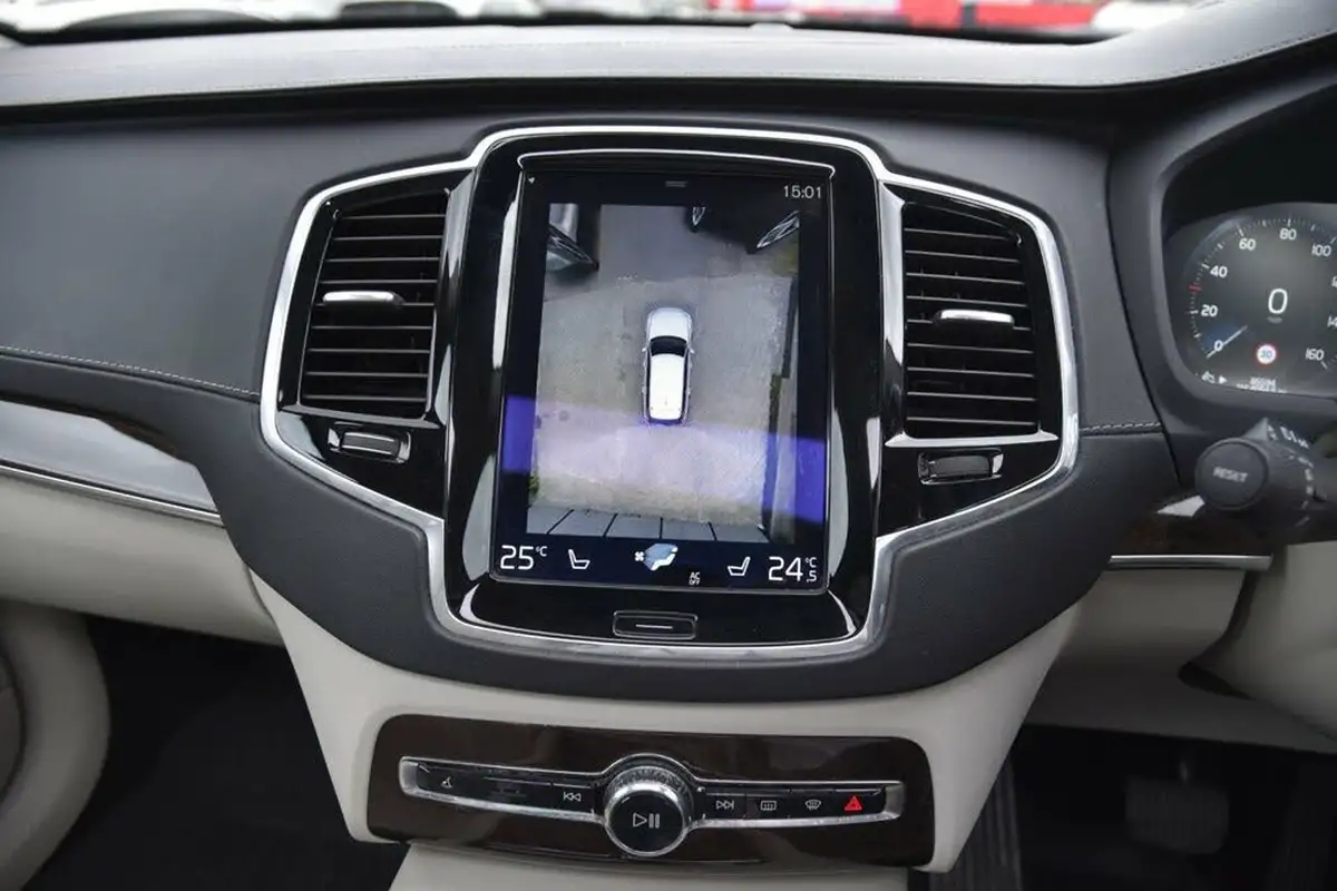 2017-volvo-xc90-20-t8-inscription-hybrid-geartronic-big-37