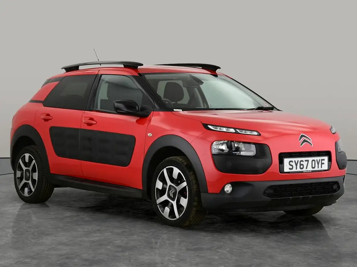 2018-citroen-c4-cactus-16bluehdi-flair-big-4