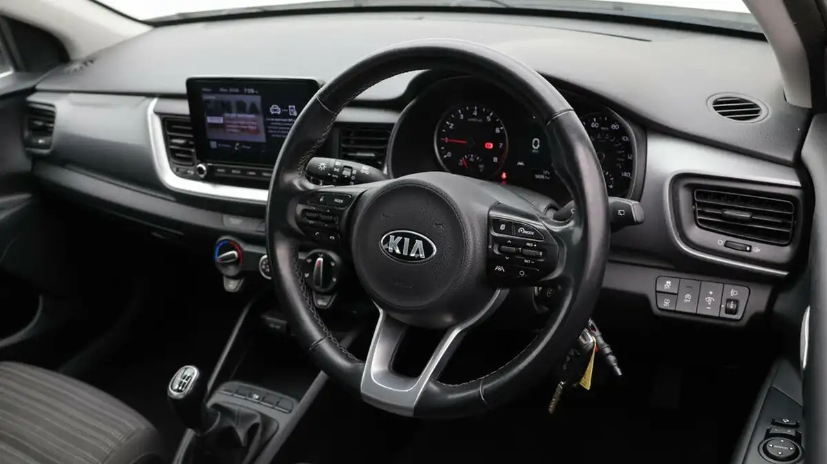 2021-kia-stonic-10-t-gdi-2-99bhp-big-9