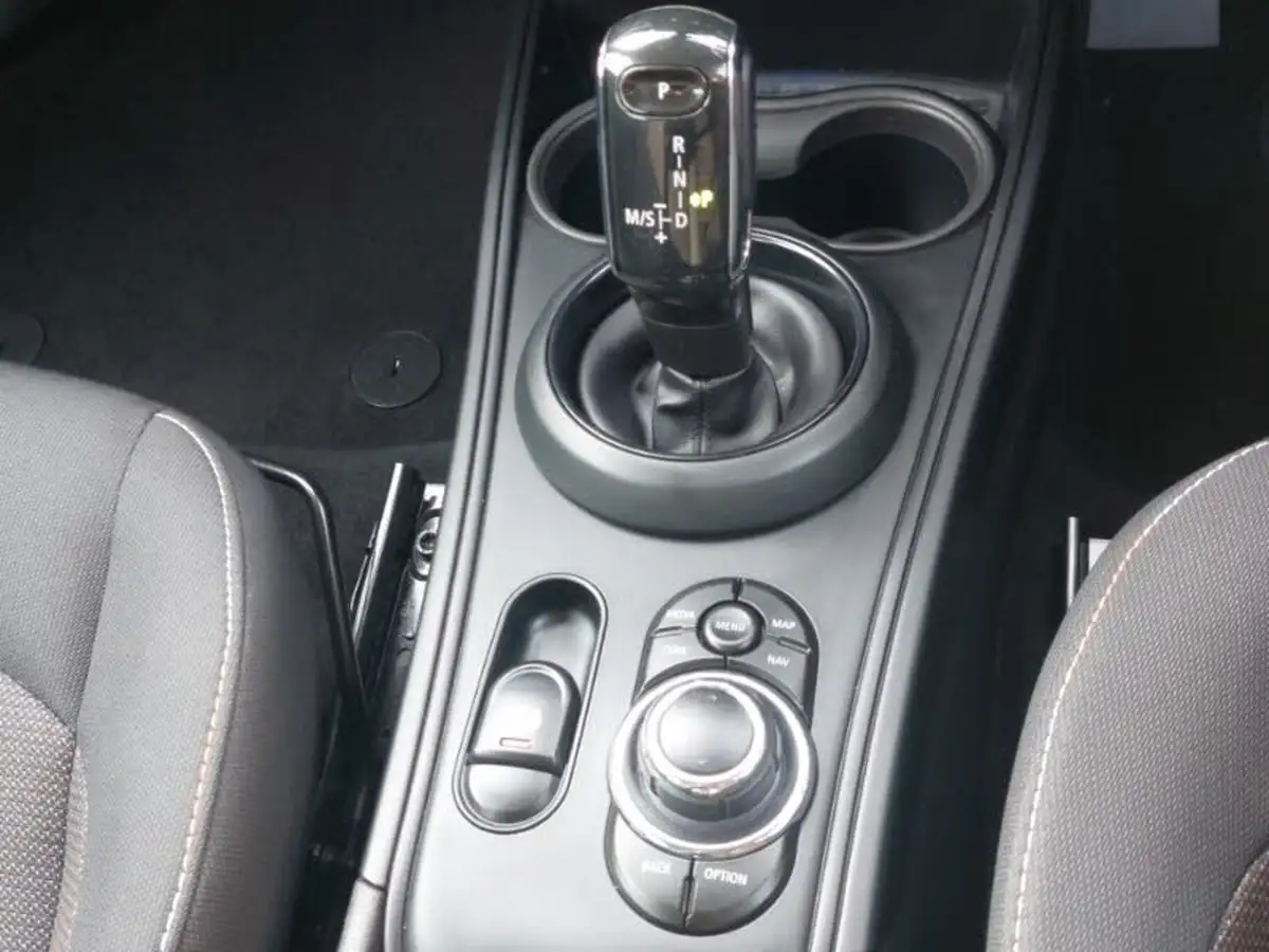 2021-mini-countryman-15-cooper-classic-auto-big-15