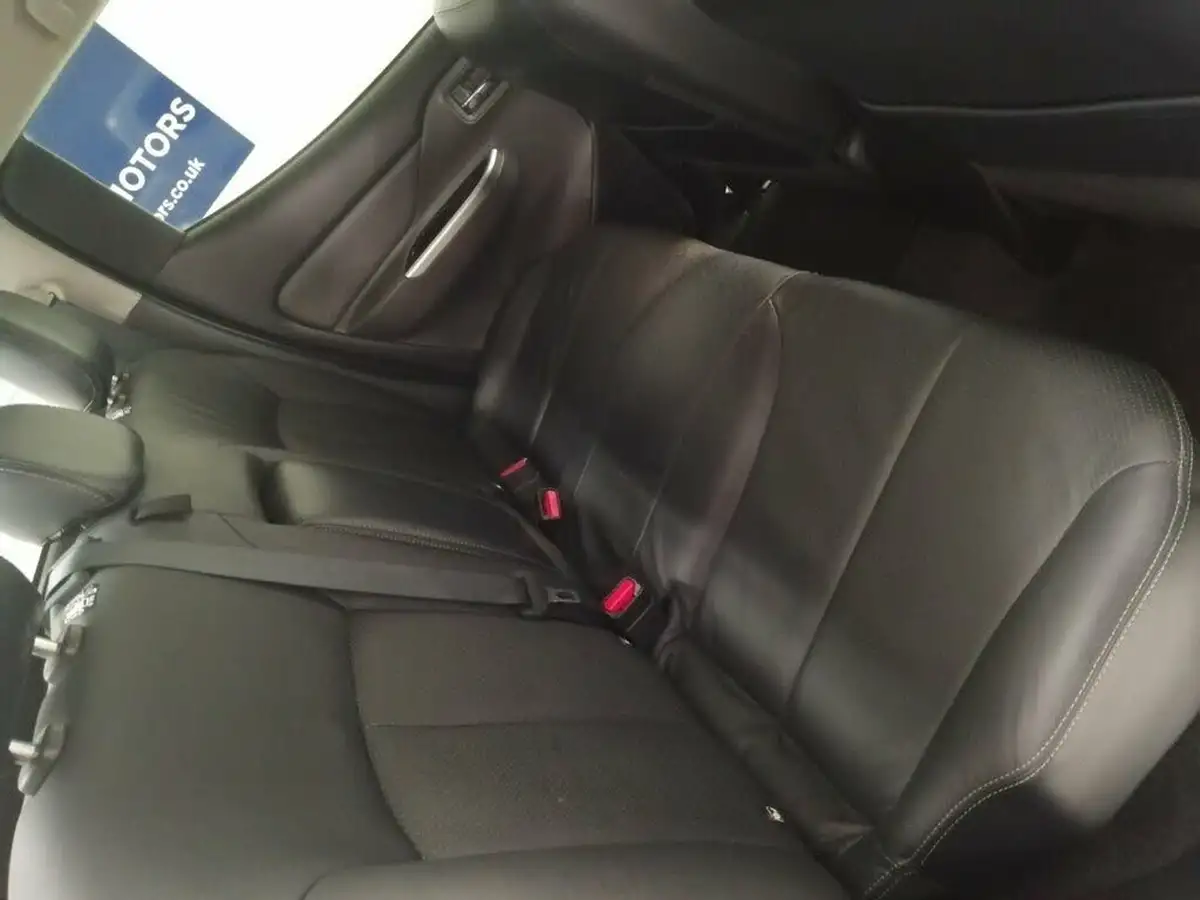 2019-mitsubishi-l200-24di-d-challenger-auto-big-37