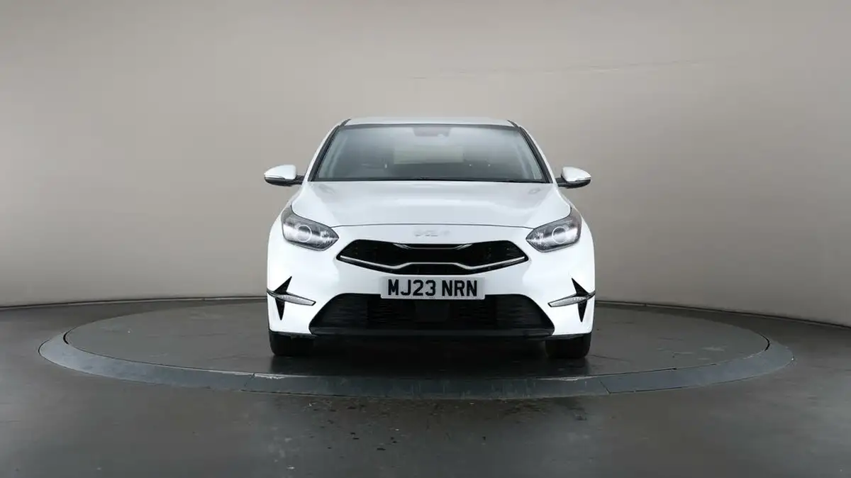 2022-kia-ceed-15-t-gdi-3-hatchback-big-41