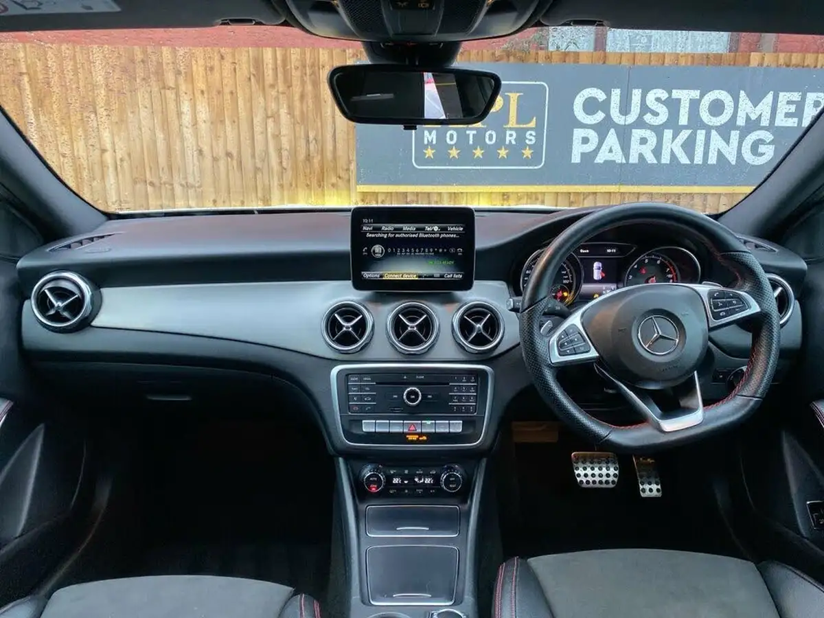 2019-mercedes-benz-gla-class-16-gla-200-amg-line-edition-7g-dct-big-8