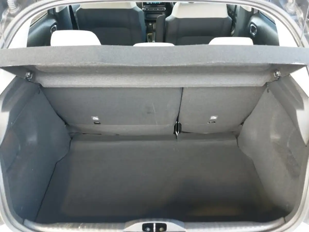 2021-citroen-c3-12-puretech-shine-plus-110ps-eat6-big-7