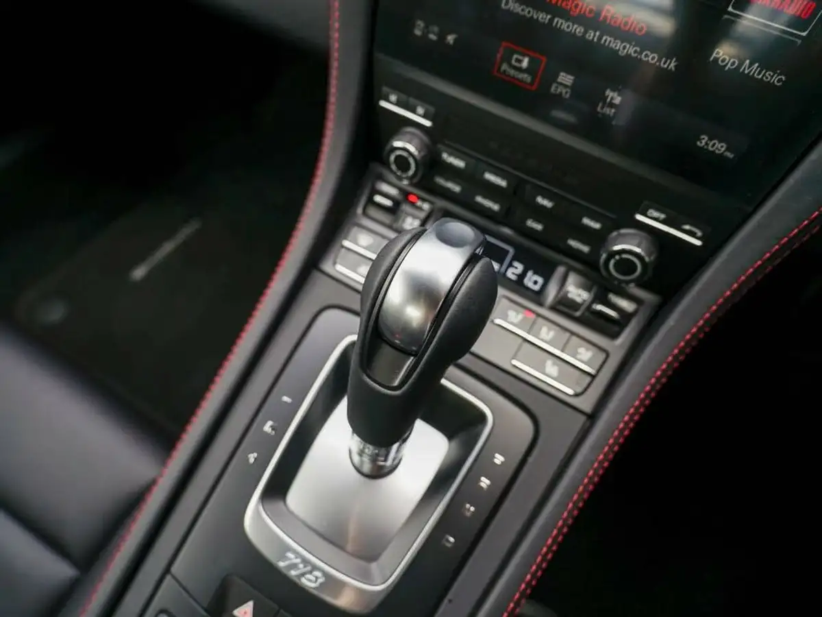 2025-porsche-cayman-718-20-cayman-pdk-big-33
