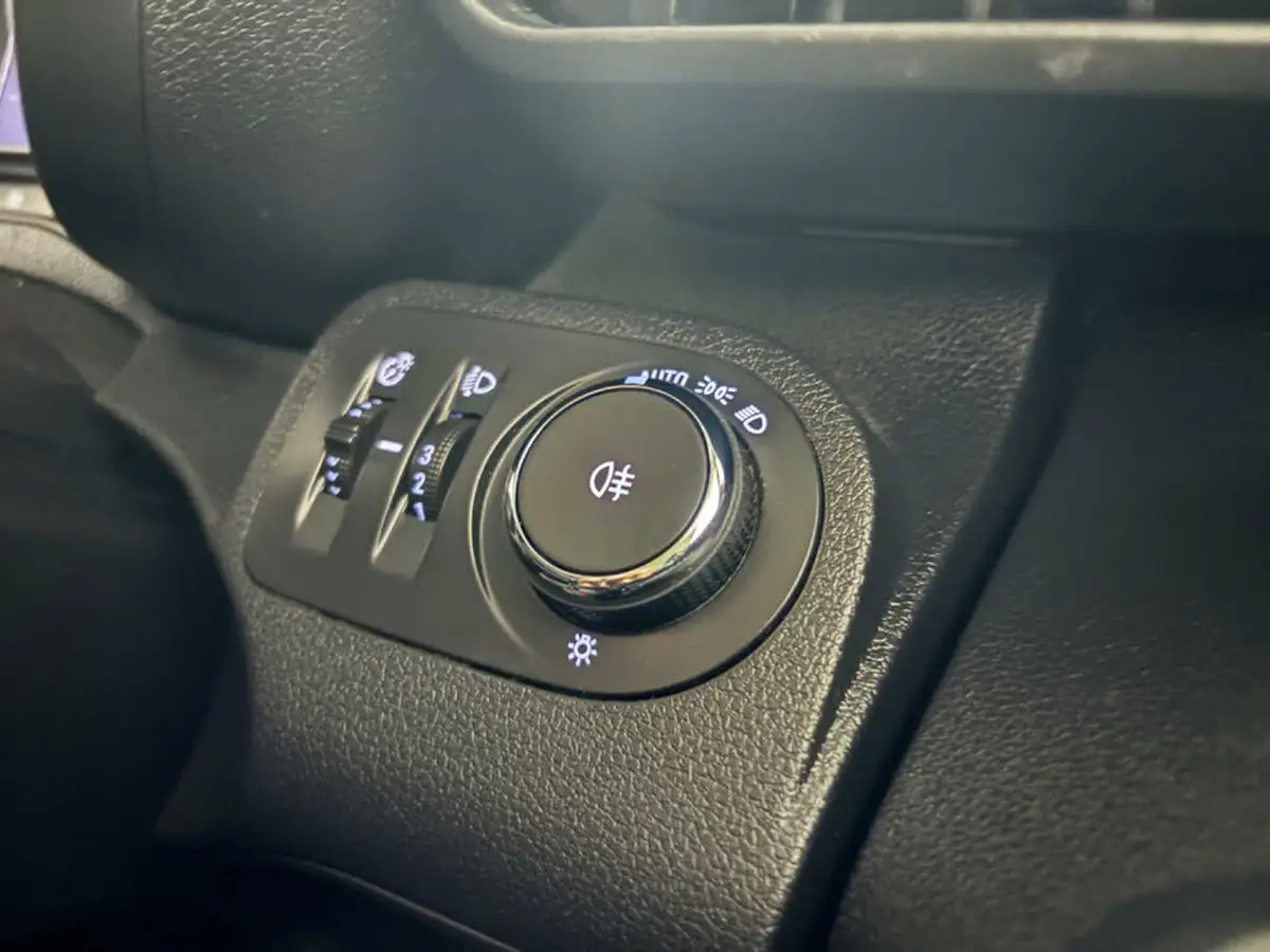 2021-vauxhall-combo-15cdti-dynamic-2300-100pseu6dt-l2h1-panel-big-21