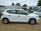 2021-dacia-sandero-10-sce-essential-small-1