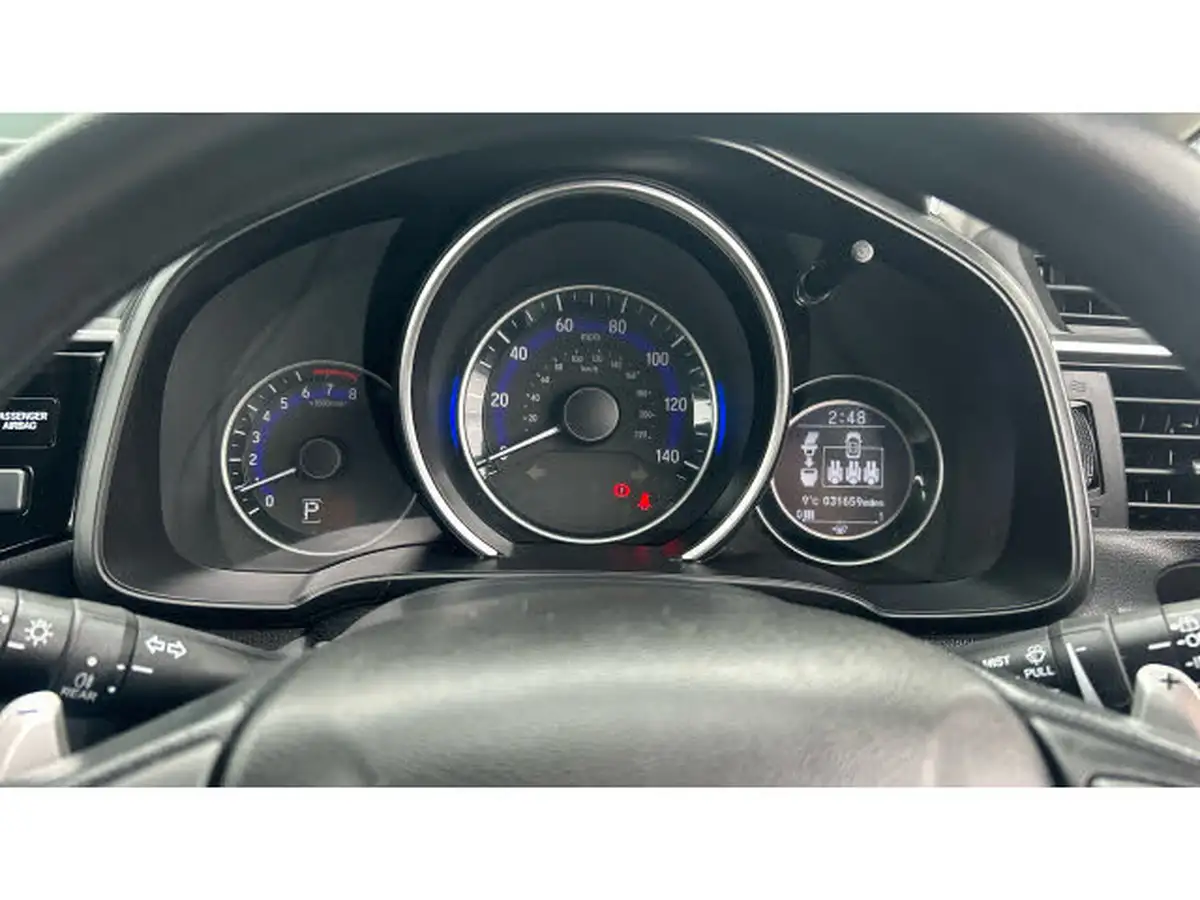 2018-honda-jazz-13-i-vtec-se-cvt-big-10