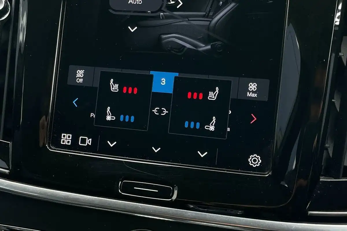 2021-volvo-v90-20-t6-inscription-350bhp-big-38