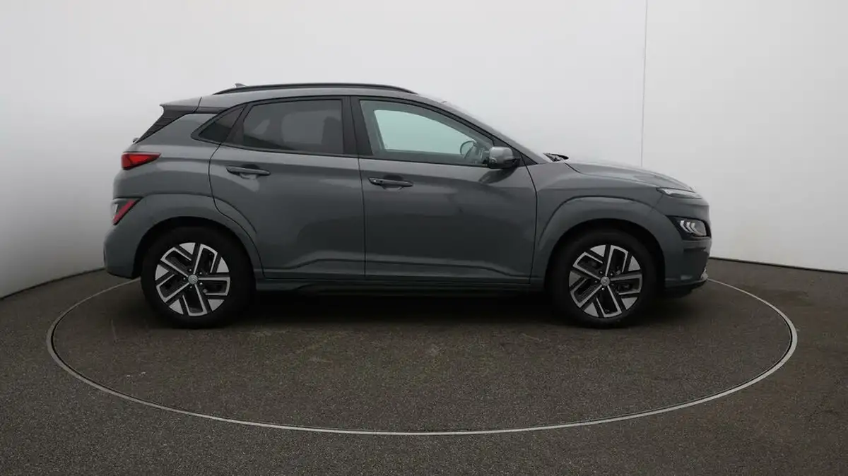 2022-hyundai-kona-e-premium-204ps-64kwh-7kw-obc-big-44