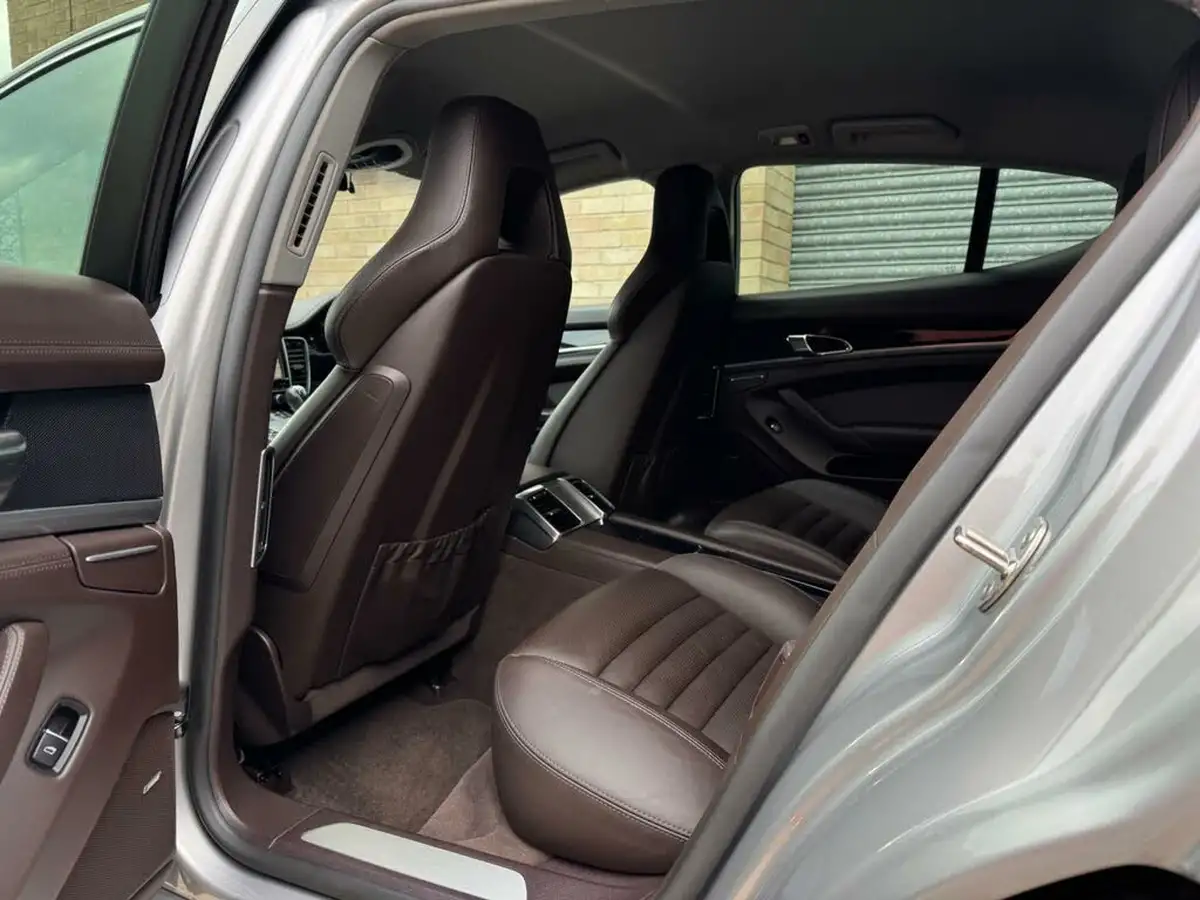 2010-porsche-panamera-48-4s-big-18