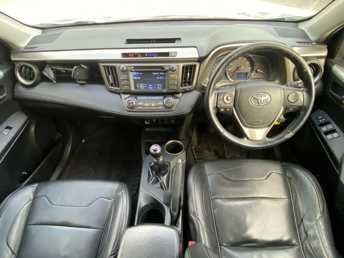 2013-toyota-rav4-20td-icon-20d-4d-2wd-1990cc-big-10