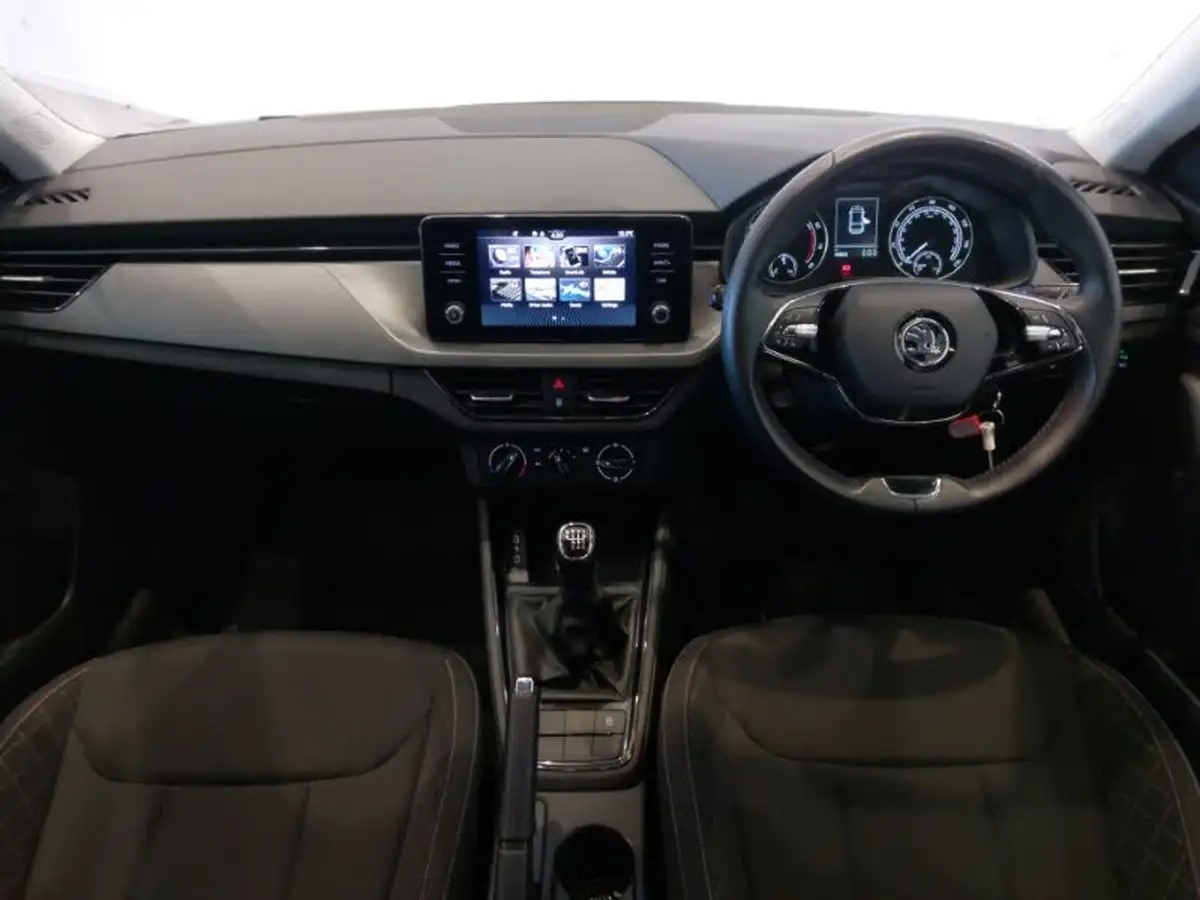 2020-skoda-scala-10-tsi-se-109ps-big-2
