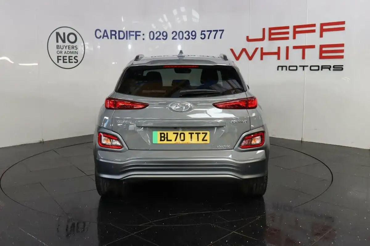 2020-hyundai-kona-e-premium-204ps-big-5
