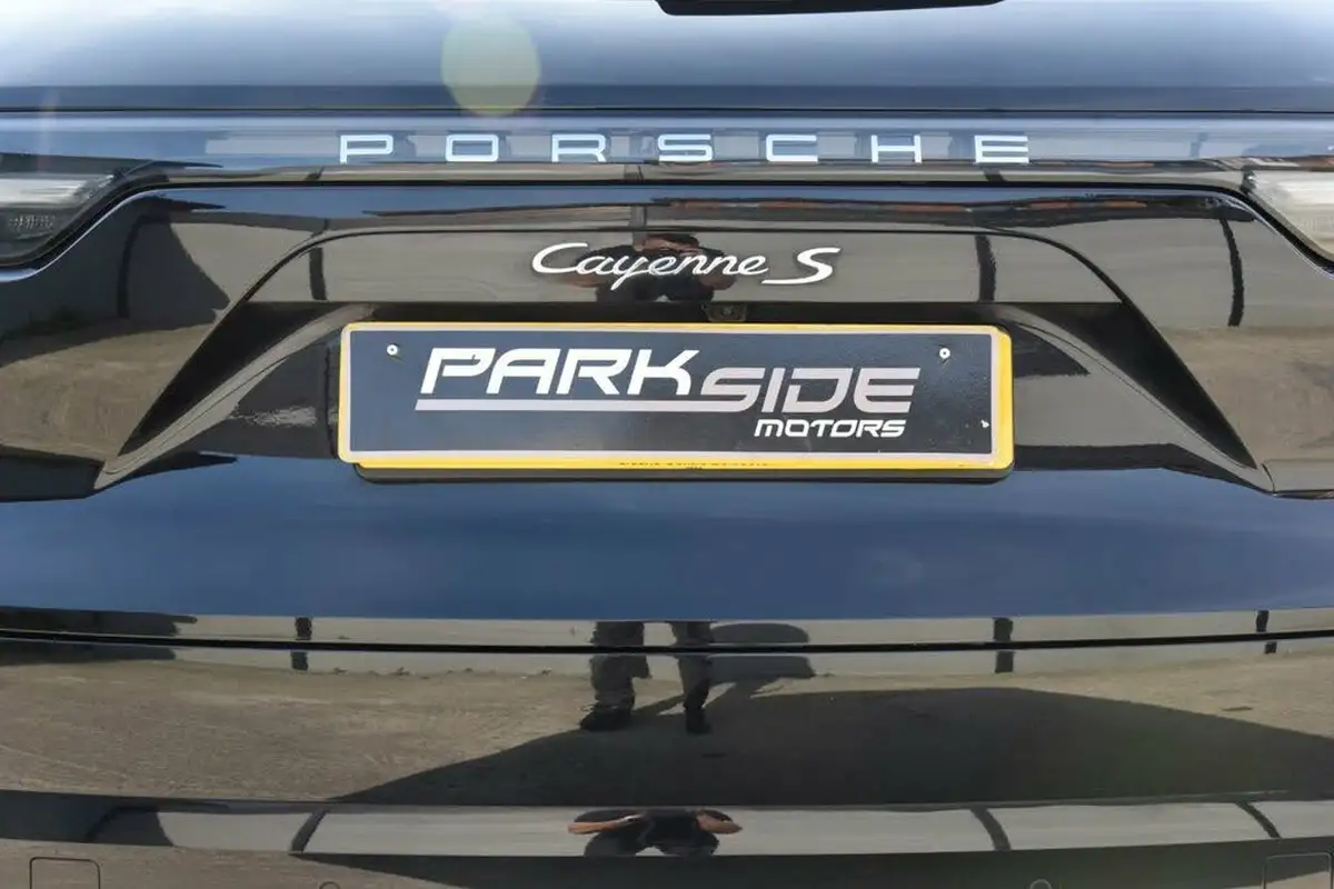 2019-porsche-cayenne-30-v6-s-big-13