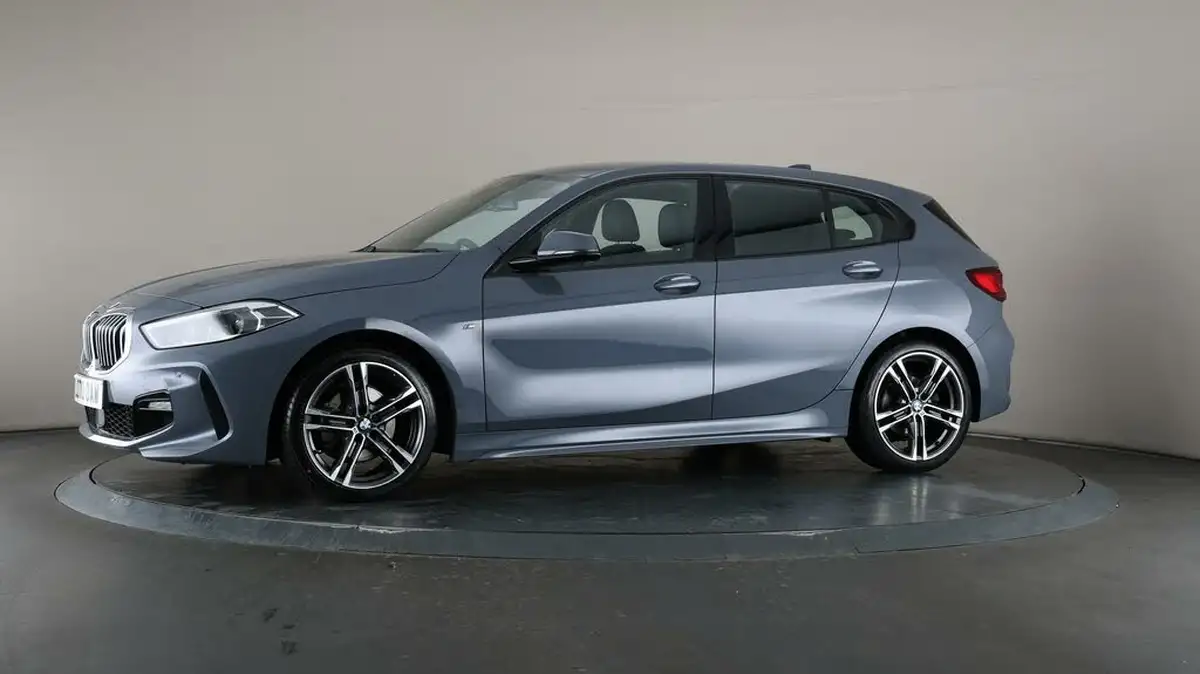 2021-bmw-1-series-15-118i-m-sport-dct-big-33