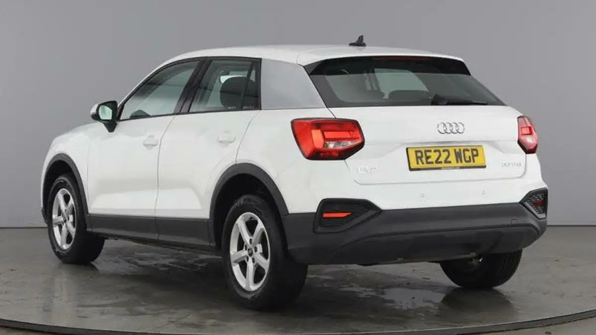 2022-audi-q2-10-30-tfsi-technik-big-2