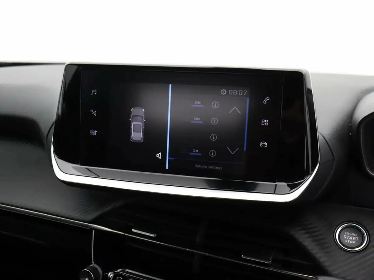 2021-peugeot-2008-suv-12-puretech-active-premium-130bhp-eat8-big-24
