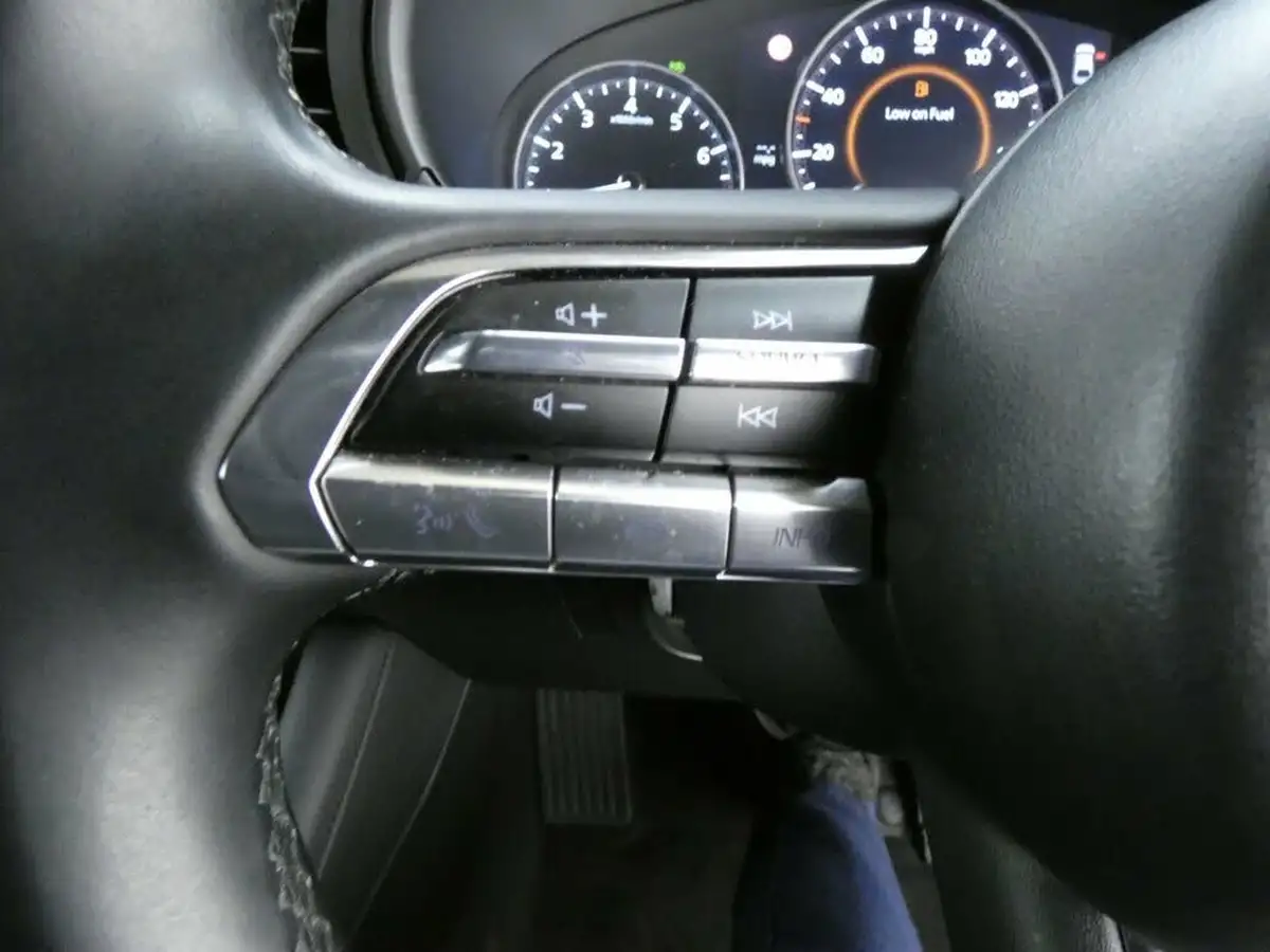 2022-mazda-mazda3-20-se-l-lux-122ps-hatchback-5d-auto-big-18
