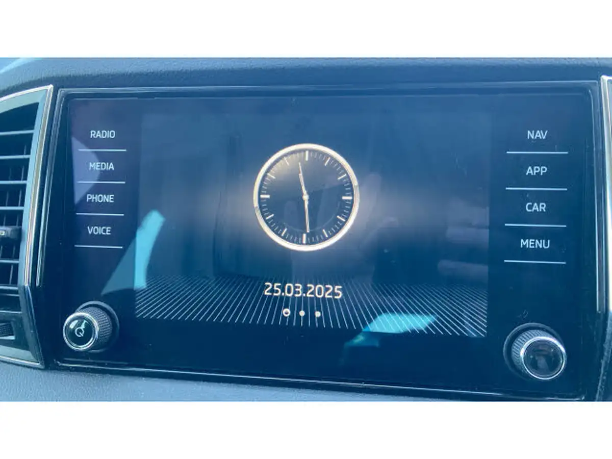 2021-skoda-karoq-15-tsi-se-l-big-21