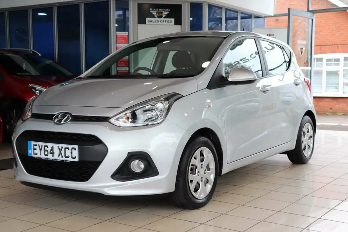 2015-hyundai-i10-12-se-auto-big-1