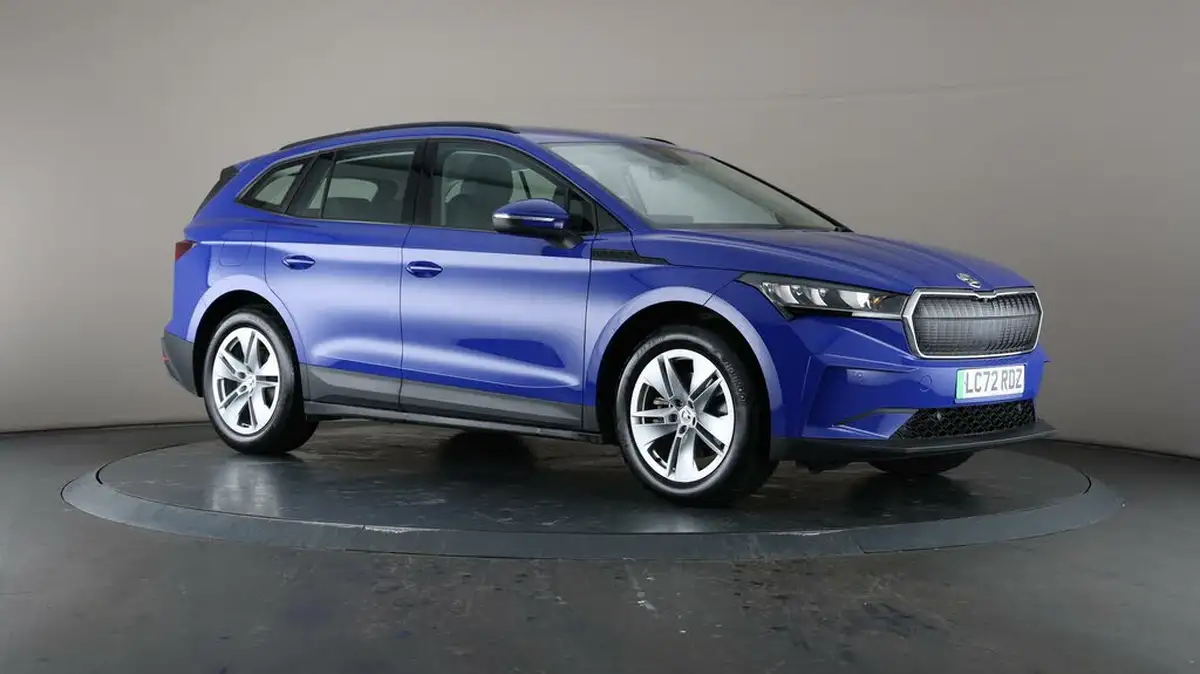 2022-skoda-enyaq-e-60-big-53