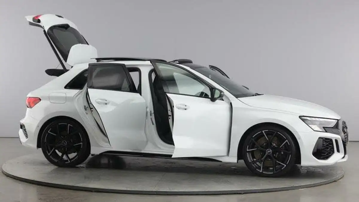 2023-audi-rs3-25-tfsi-vorsprung-sportback-5d-big-9