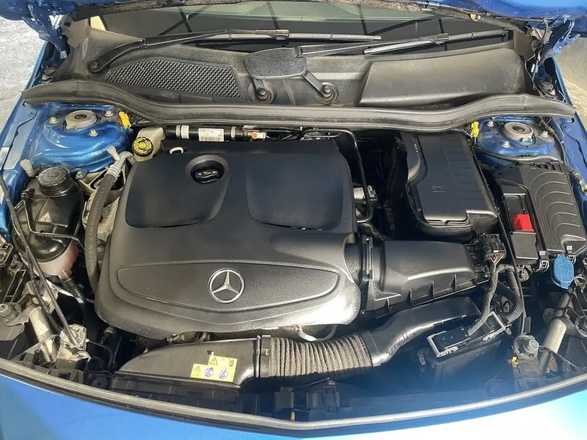 2017-mercedes-benz-a-class-16-a180-se-ss-7g-dct-big-28