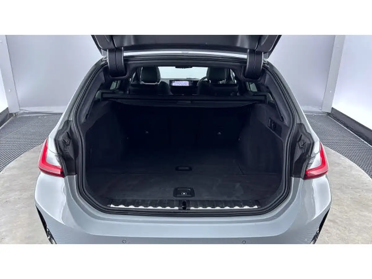 2024-bmw-3-series-20-320i-m-sport-touring-5d-big-12