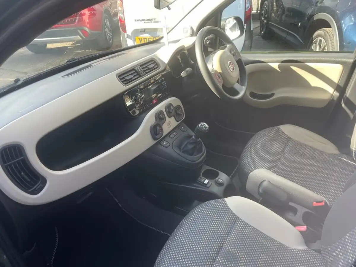 2016-fiat-panda-13multijet-trekking-95bhp-big-8
