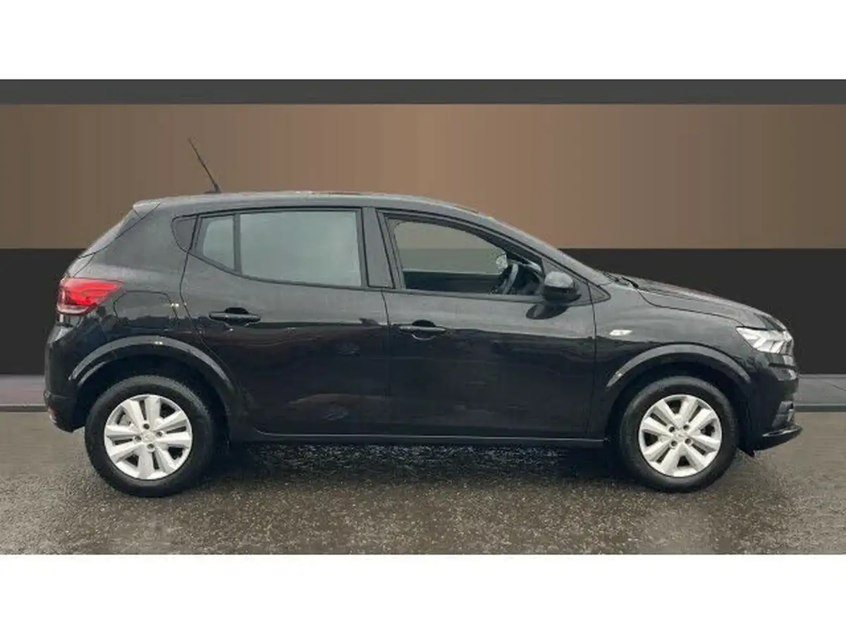 2021-dacia-sandero-10-tce-comfort-90bhp-big-4