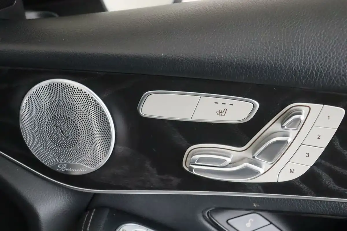 2019-mercedes-benz-glc-class-20-glc250-amg-night-edition-premium-plusss-big-19