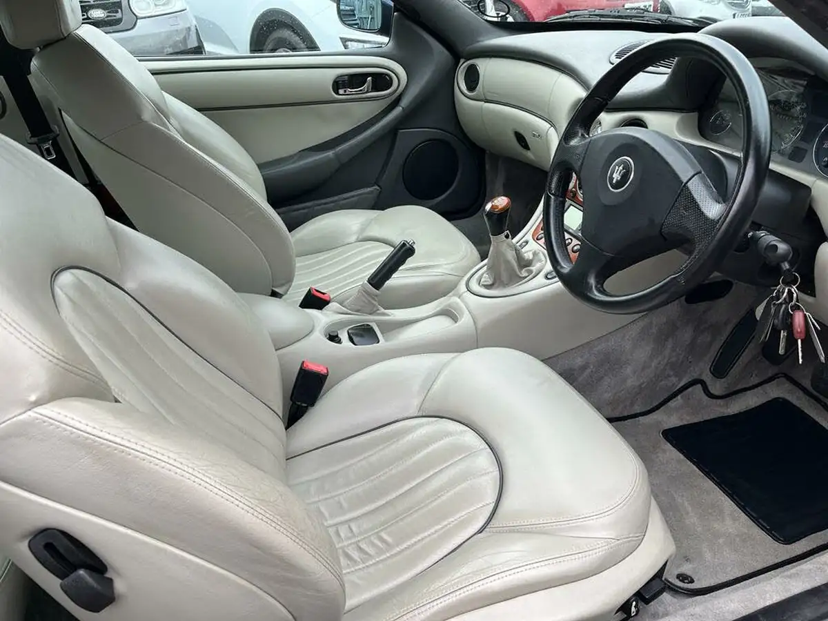 2001-maserati-3200-32-gt-big-1