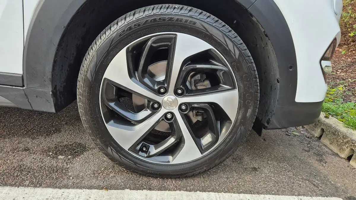 2017-hyundai-tucson-20crdi-premium-se-185ps-auto-big-28