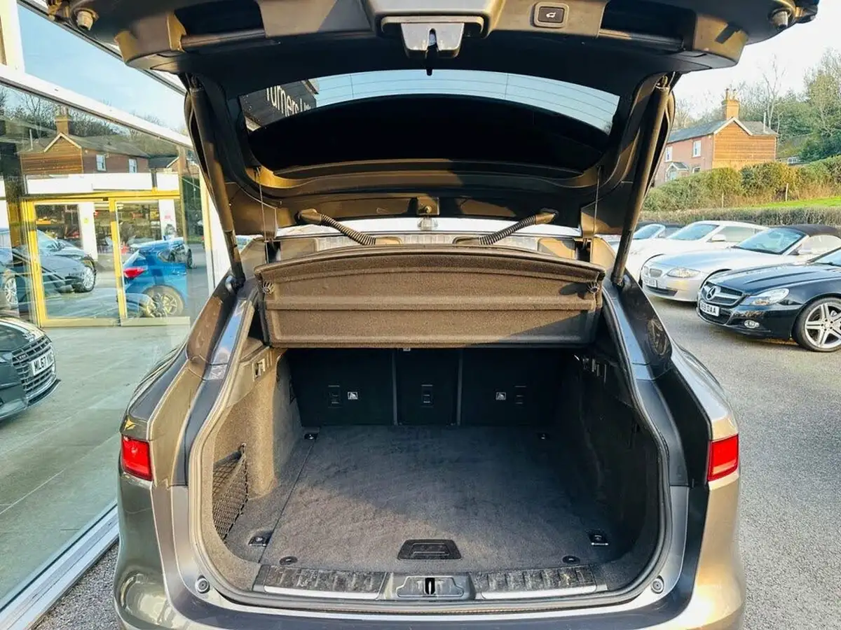 2018-jaguar-f-pace-20i-prestige-250ps-awd-1997cc-big-10