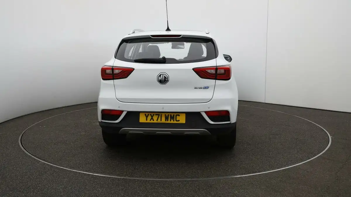 2021-mg-zs-suv-e-exclusive-ev-big-56