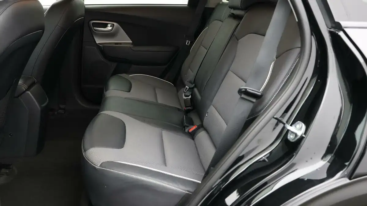 2022-kia-e-niro-ev-2-64-big-15