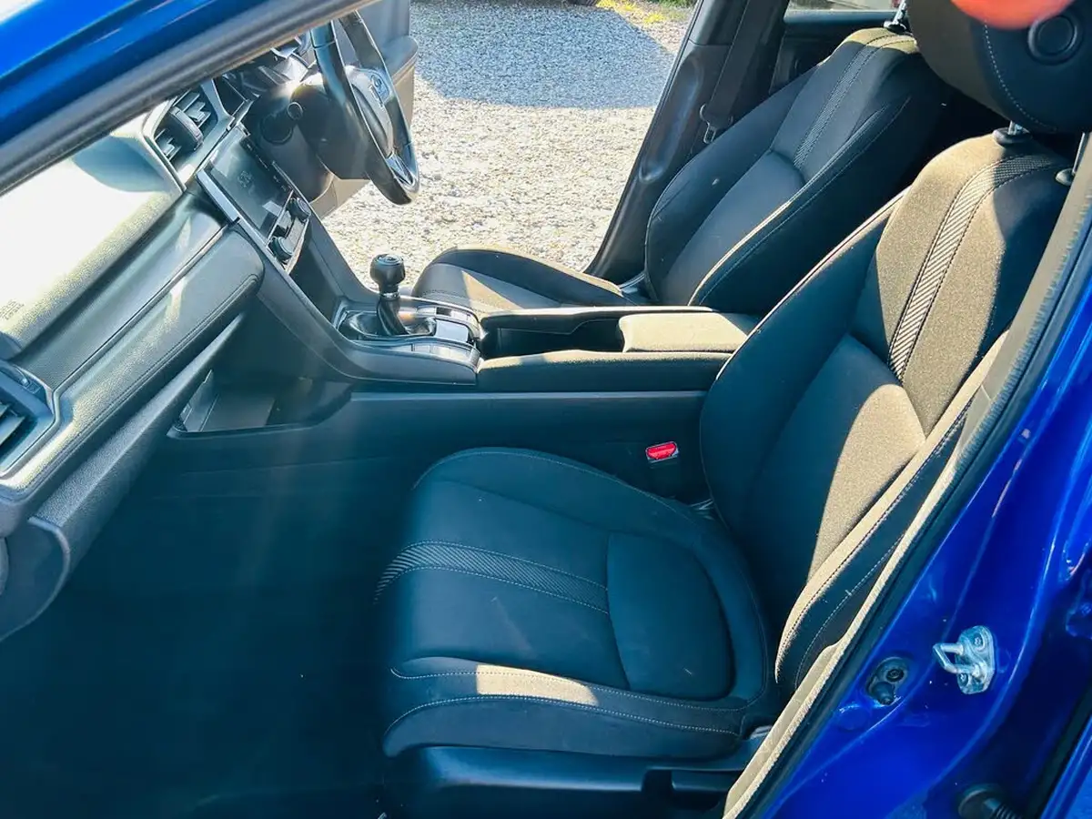 2018-honda-civic-16-i-dtec-sr-hatchback-5d-big-12