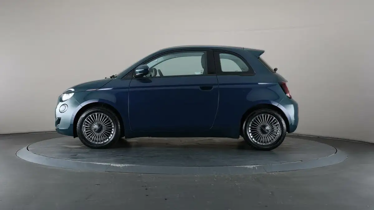 2022-fiat-500-e-icon-117bhp-big-4