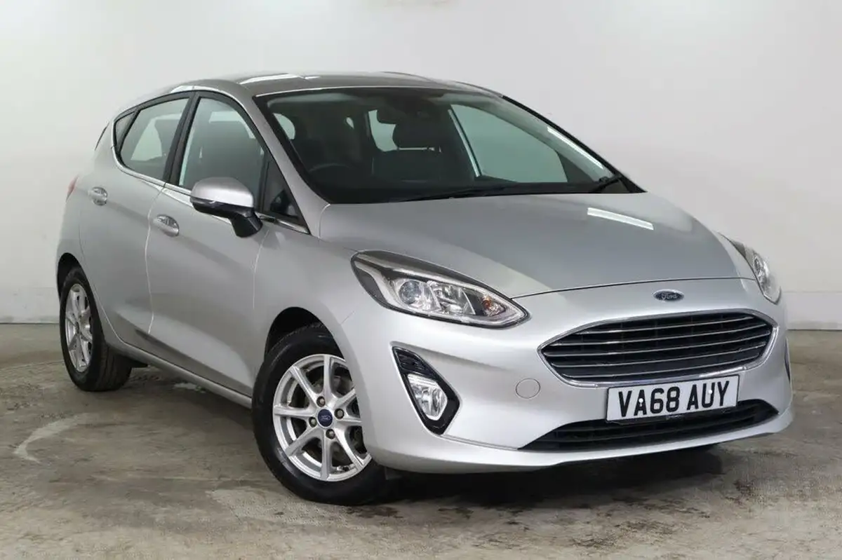 2018-ford-fiesta-10t-zetec-5d-big-0
