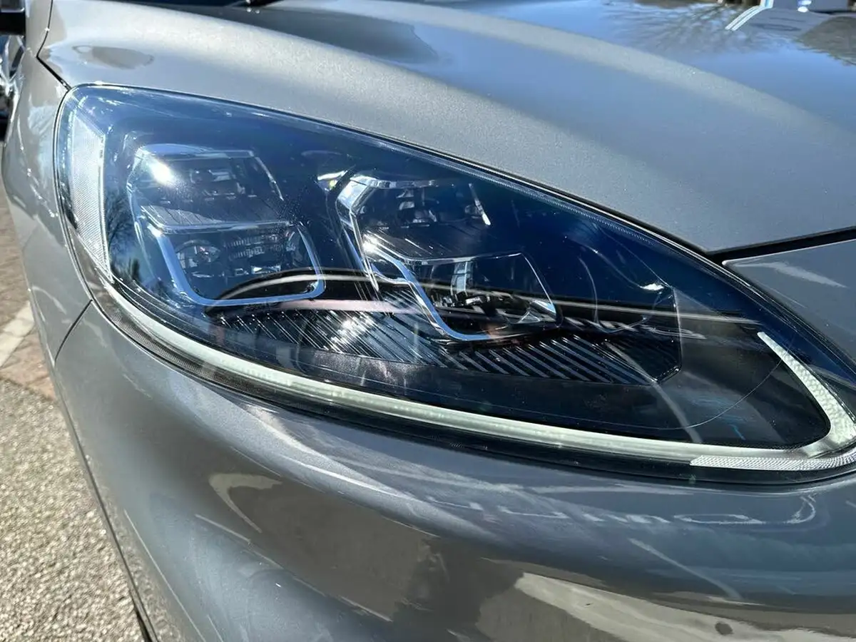 2022-ford-kuga-15t-st-line-edition-big-31