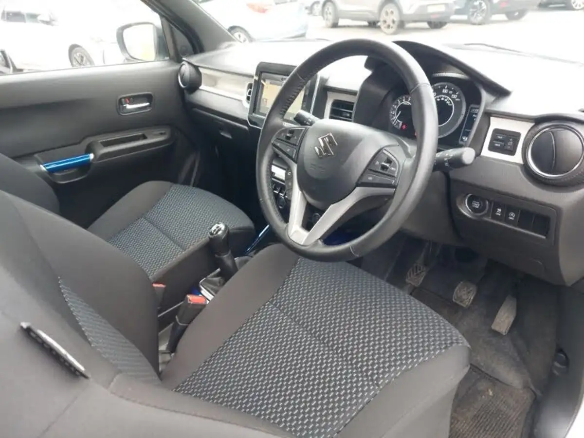 2022-suzuki-ignis-12-dualjet-sz5-big-17