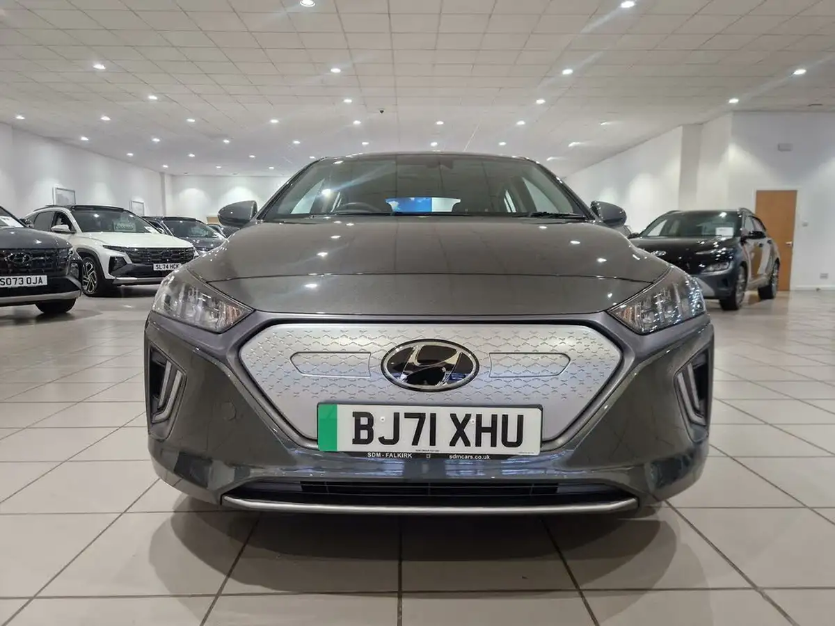 2022-hyundai-ioniq-e-premium-electric-big-1