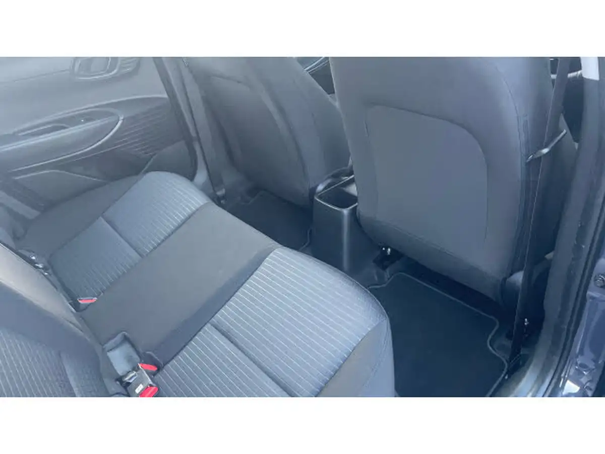 2023-hyundai-i20-10-t-gdi-se-connect-eclutch-imt-big-18
