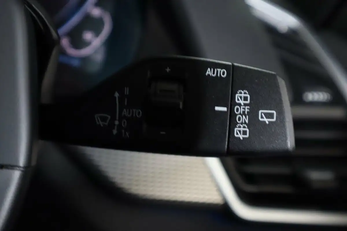 2021-bmw-x5-30-xdrive-45e-m-sport-big-31