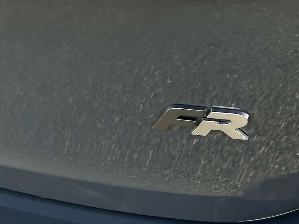 2024-seat-tarraco-15-ecotsi-fr-sport-big-30