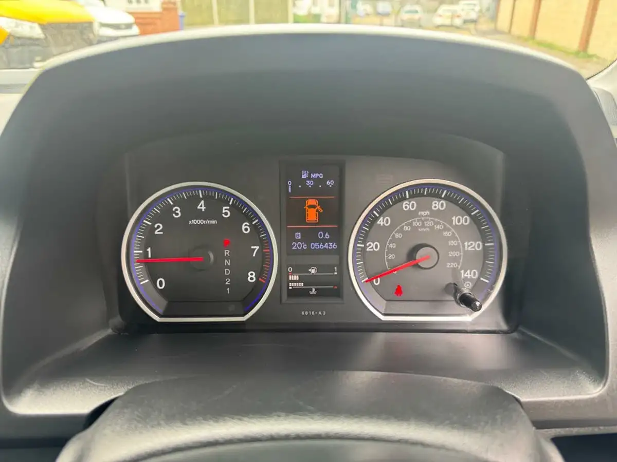 2012-honda-cr-v-20-set-auto-big-42